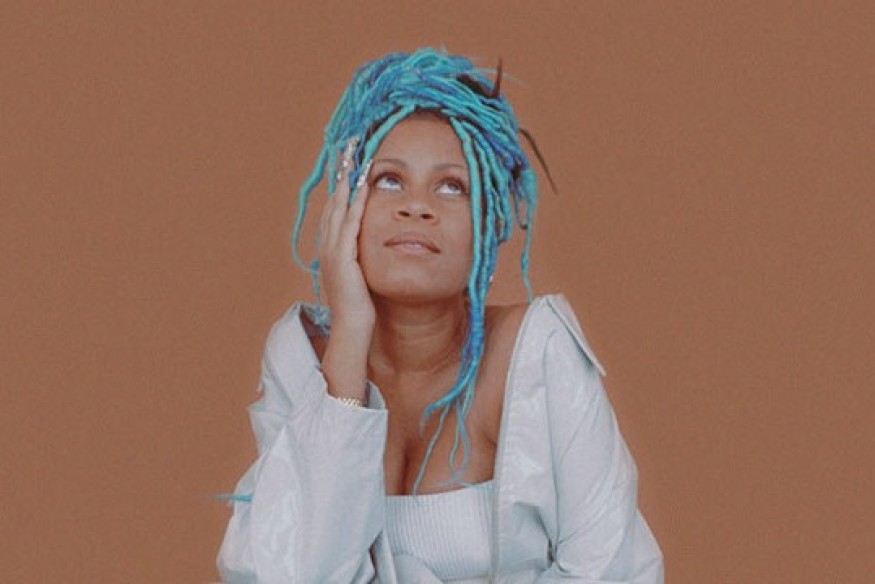 Release G One : Aluna & MK - Kiss It Better