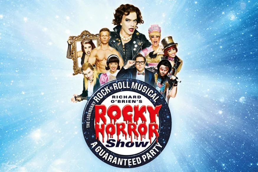 Rock, glamour et transgression : la comédie musicale du Rocky Horror Show à Paris